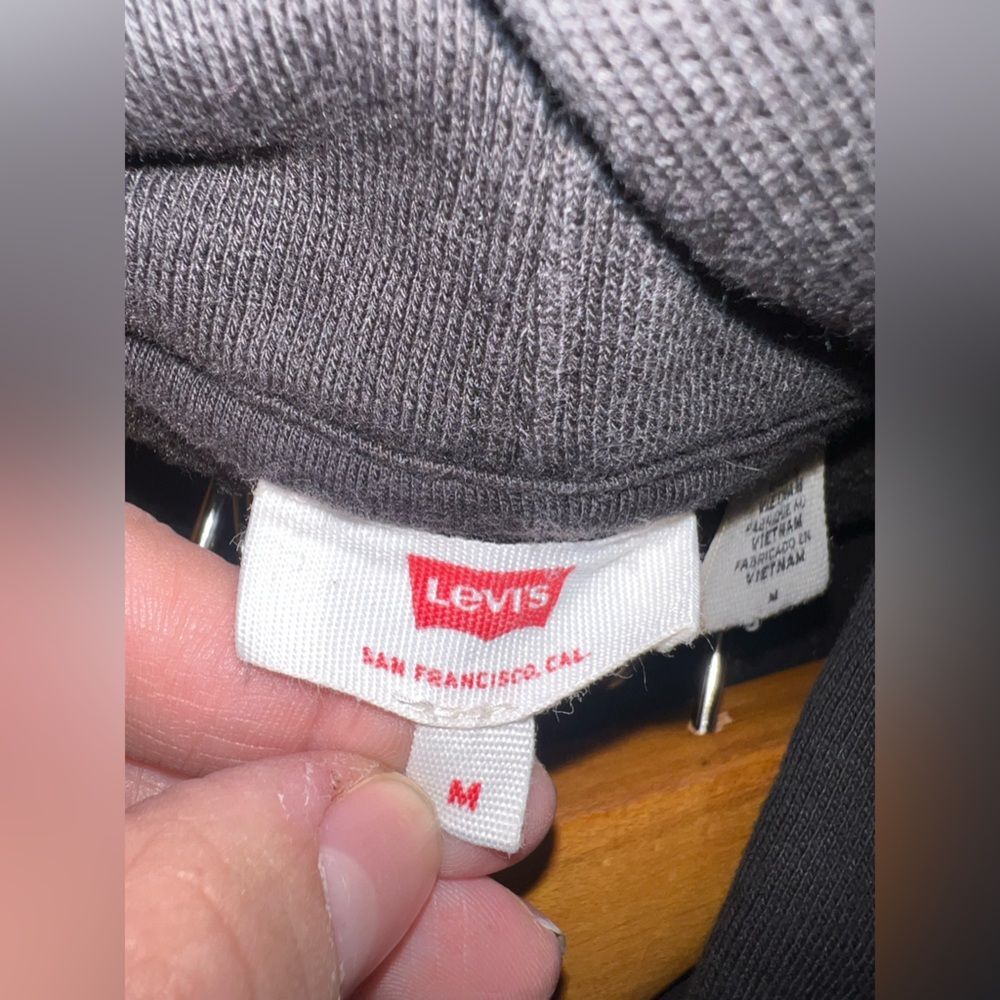 Levi’s Solid Black With Silver Sequins Logo Hoodi… - image 5